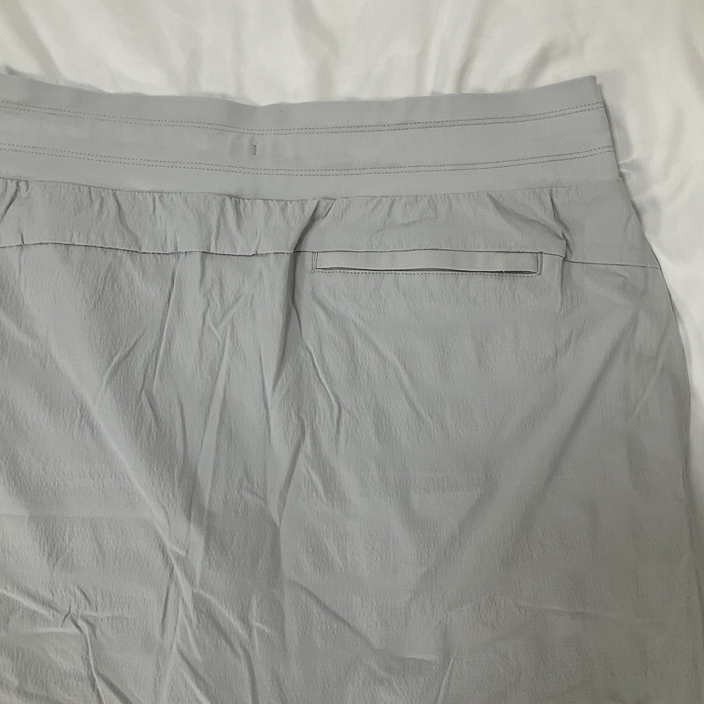 Athleta Trekkie North Skort Nylon Stretch Tennis Golf Athleisure Gray Sz 14T 440 - Picture 6 of 7